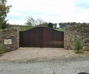 Examples of our beautiful dry-stone walls providing privacy and security to houses and estates.